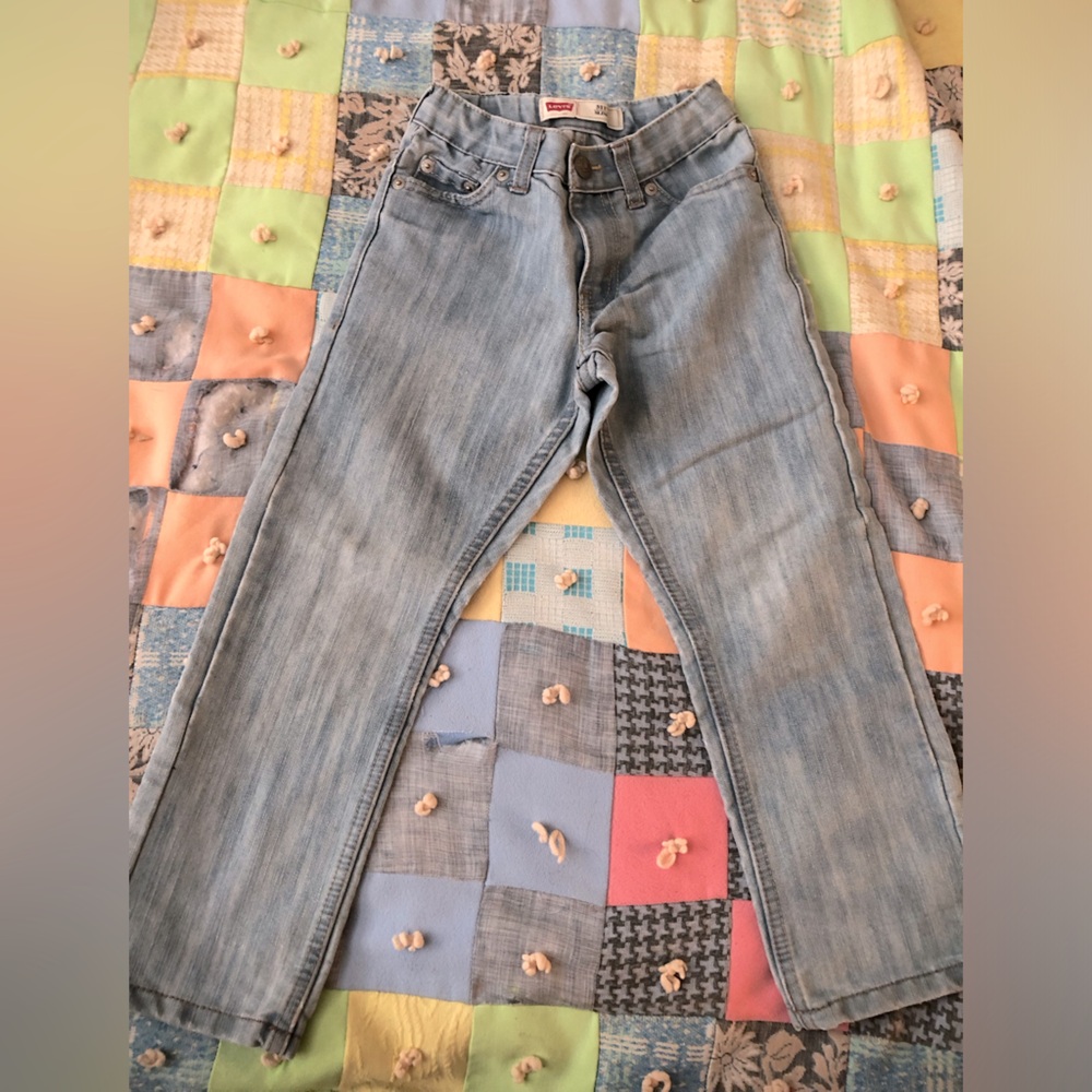 Used Levi’s Light Denim Size 5